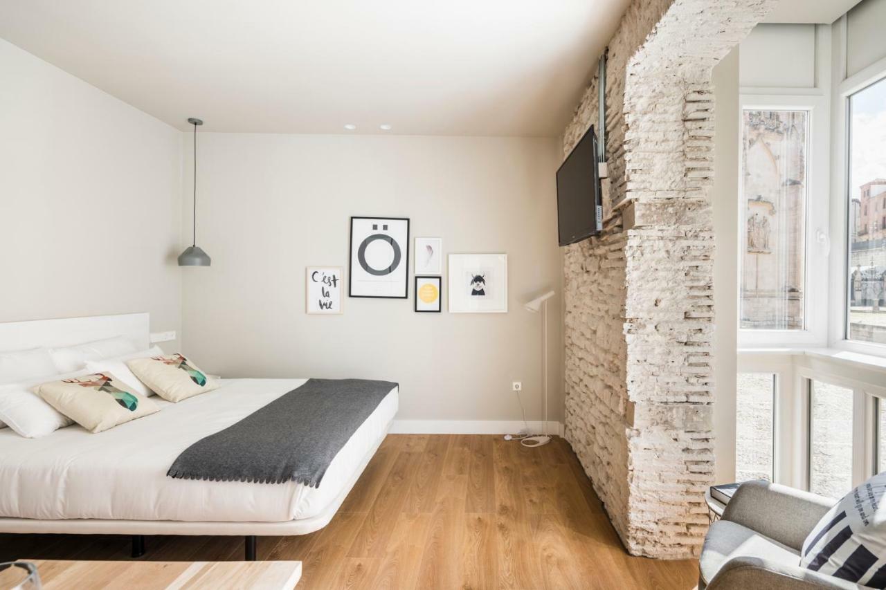 Rice Eleven Rooms Бургос Экстерьер фото