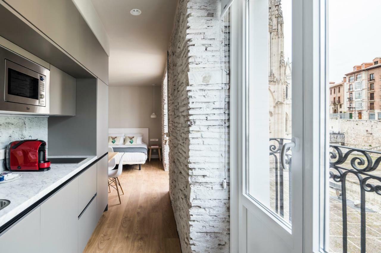 Rice Eleven Rooms Бургос Экстерьер фото